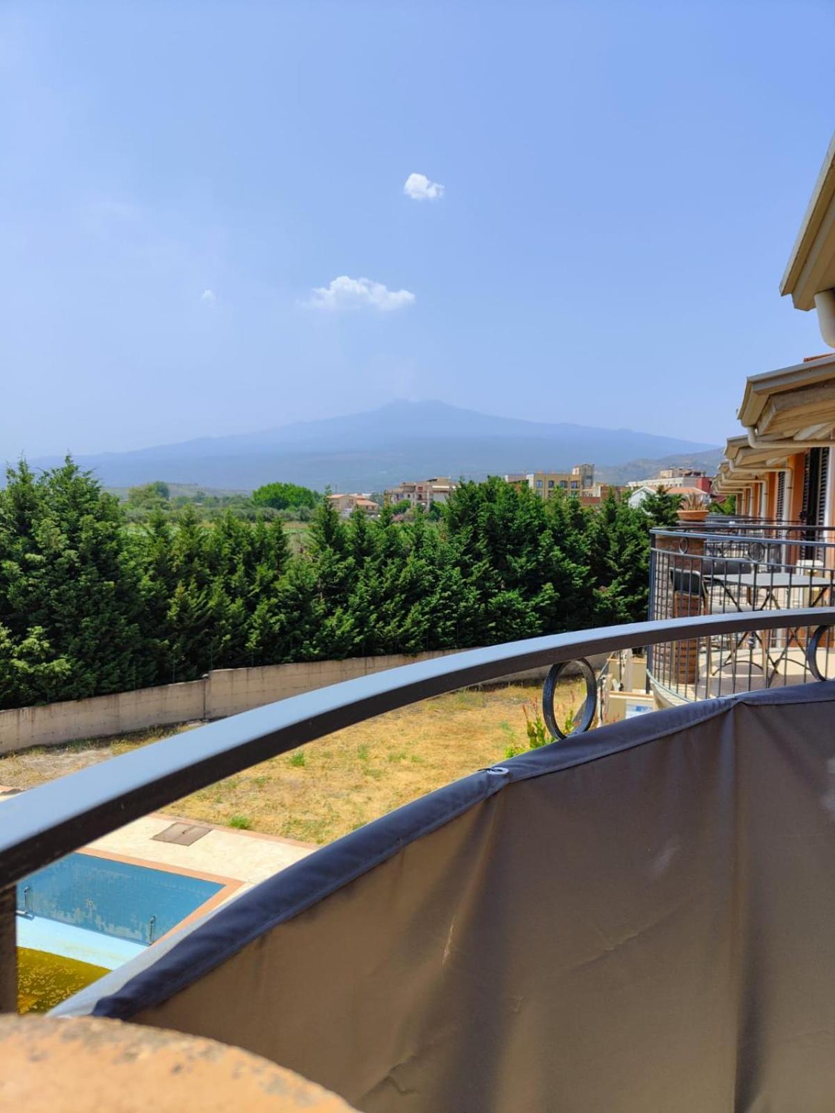 Limoncello Appartement Giardini-Naxos Buitenkant foto